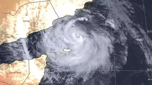 അറബിക്കടലില്‍ രൂപം കൊണ്ട ന്യൂനമര്‍ദം ഒമാന്‍ തീരത്തോട് അടുക്കുന്നു; ചുഴലിക്കാറ്റിന് സാധ്യതയെന്ന് ഒമാന്‍ കാലാവസ്ഥാ നിരീക്ഷണ കേന്ദ്രം