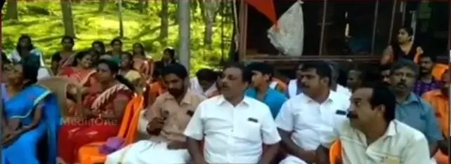 ശബരിമല സ്ത്രീ പ്രവേശനം: നിലയ്ക്കലിൽ രാപകൽ സമരം