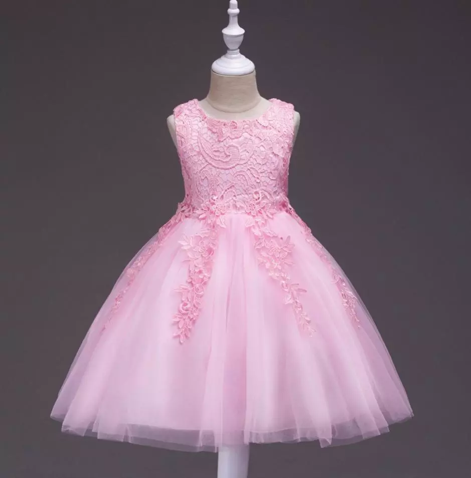 കുഞ്ഞു മാലാഖമാര്‍ക്കായി കുട്ടിയുടുപ്പ് എങ്ങിനെ തുന്നിയെടുക്കാം