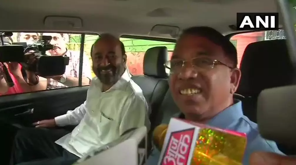 ഗോവയില് നിന്നും പറന്ന രണ്ട് കോണ്ഗ്രസ് എം.എല്.എമാര് ഇറങ്ങിയത് ബി.ജെ.പിയില് ഗോവയില് നിന്നും പറന്ന രണ്ട് കോണ്ഗ്രസ് എം.എല്.എമാര് ഇറങ്ങിയത് ബി.ജെ.പിയില്