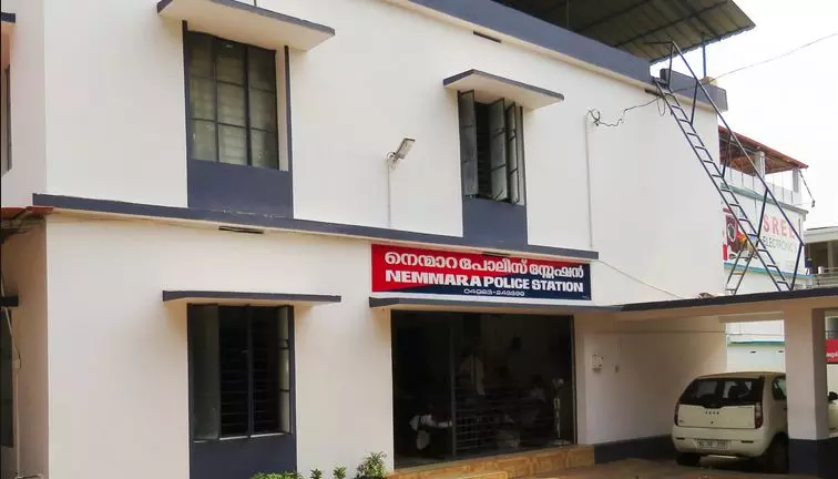 പൊലീസിനെതിരെ എല്.ഡി.എഫ് ഭരിക്കുന്ന പഞ്ചായത്ത് സമരത്തിലേക്ക് പൊലീസിനെതിരെ എല്.ഡി.എഫ് ഭരിക്കുന്ന പഞ്ചായത്ത് സമരത്തിലേക്ക്