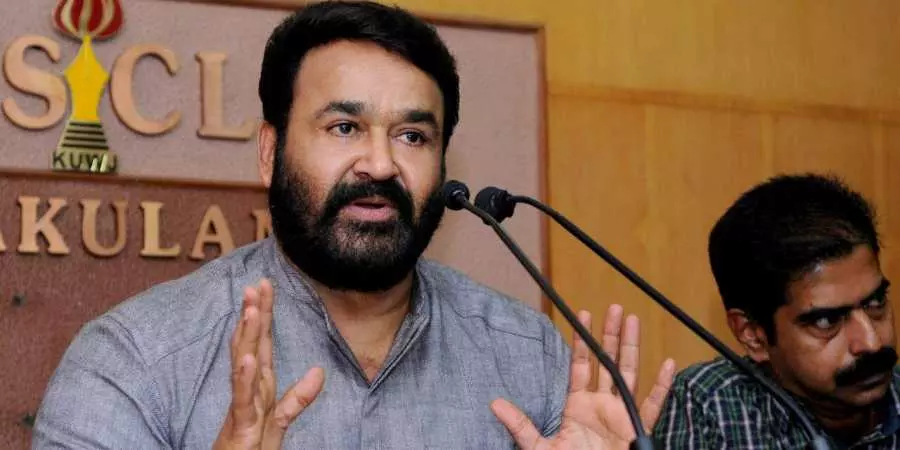 മോഹന്‍ലാല്‍ രാജി സന്നദ്ധത അറിയിച്ചു?