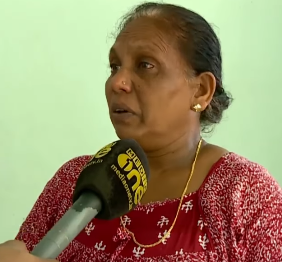 നിസ്സഹായരായി പ്രളയത്തെ അതിജീവിച്ചവര്‍; വീടൊരുക്കാന്‍ അധികൃതര്‍ സഹായിക്കുന്നില്ലെന്ന് ആക്ഷേപം