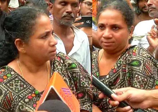 വിദ്യാരംഭ ദിവസം തന്നെ അയ്യപ്പനെ കാണണം: മേരി സ്വീറ്റിയെയും തിരിച്ചയച്ച് പ്രതിഷേധക്കാര്‍