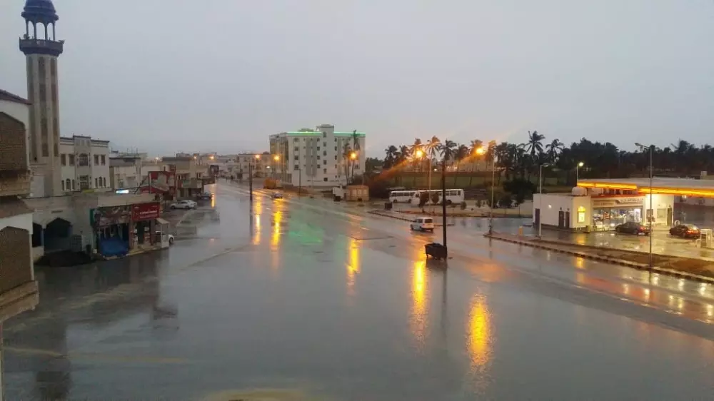 ലുബാന് ചുഴലിക്കാറ്റിന് പിറകെ കാലാവസ്ഥാ വ്യതിയാനം; സൗദി തണുപ്പിലേക്ക് ലുബാന് ചുഴലിക്കാറ്റിന് പിറകെ കാലാവസ്ഥാ വ്യതിയാനം; സൗദി തണുപ്പിലേക്ക്