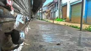 സംഘ്പരിവാര് സംഘടനകളുടെ ഹര്ത്താലില് വ്യാപക അക്രമം: ബസുകള്ക്ക് നേരെ കല്ലേറ് സംഘ്പരിവാര് സംഘടനകളുടെ ഹര്ത്താലില് വ്യാപക അക്രമം: ബസുകള്ക്ക് നേരെ കല്ലേറ്