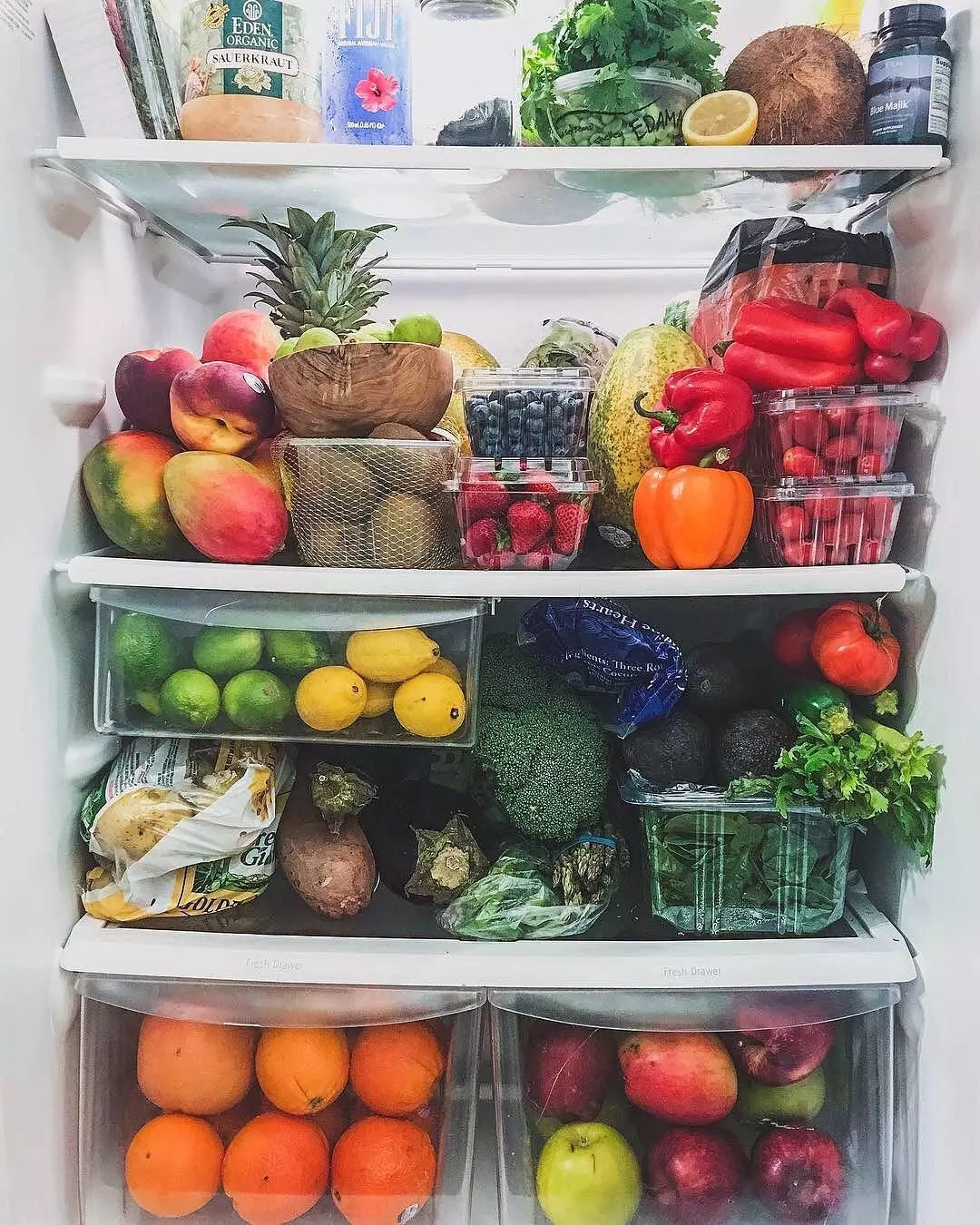 ഒരു ഫ്രിഡ്ജുണ്ടെന്ന് കരുതി എന്തുമാകാമെന്നോ...ഈ വസ്തുക്കളൊന്നും ഫ്രിഡ്ജില് വയ്ക്കരുത് ഒരു ഫ്രിഡ്ജുണ്ടെന്ന് കരുതി എന്തുമാകാമെന്നോ...ഈ വസ്തുക്കളൊന്നും ഫ്രിഡ്ജില് വയ്ക്കരുത്