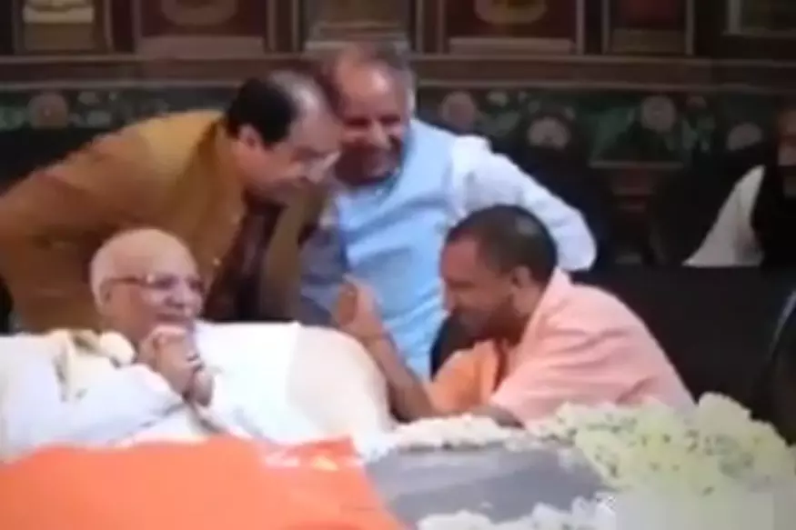 എന്‍.ഡി തിവാരിയുടെ മൃതദേഹത്തിനടുത്തിരുന്ന് യോഗി ആദിത്യനാഥ് പൊട്ടിച്ചിരിച്ചതെന്തിന്?