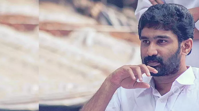 ‘രാഹുൽ ഗാന്ധിയാണ്, രാഹുൽ ഈശ്വറല്ല കോൺഗ്രസിന്റെ നേതാവ്’ ‘രാഹുൽ ഗാന്ധിയാണ്, രാഹുൽ ഈശ്വറല്ല കോൺഗ്രസിന്റെ നേതാവ്’