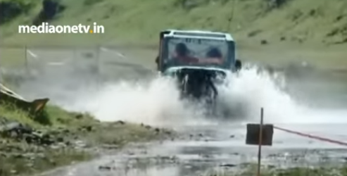 ആവേശം നിറച്ച് ഭൂതത്താന്‍കെട്ട് ഫോര്‍വീലര്‍ മഡ് റേസ് 