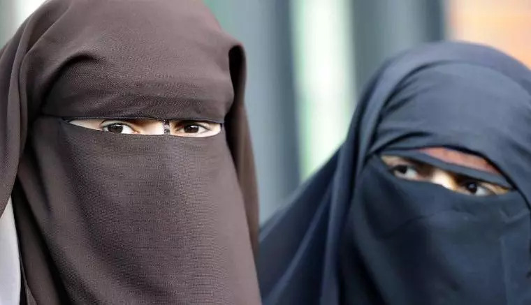 ഫ്രാന്‍സിലെ നിഖാബ് നിരോധന നിയമം സ്ത്രീകളുടെ അവകാശങ്ങള്‍ ലംഘിക്കുന്നതാണെന്ന് യു.എന്‍