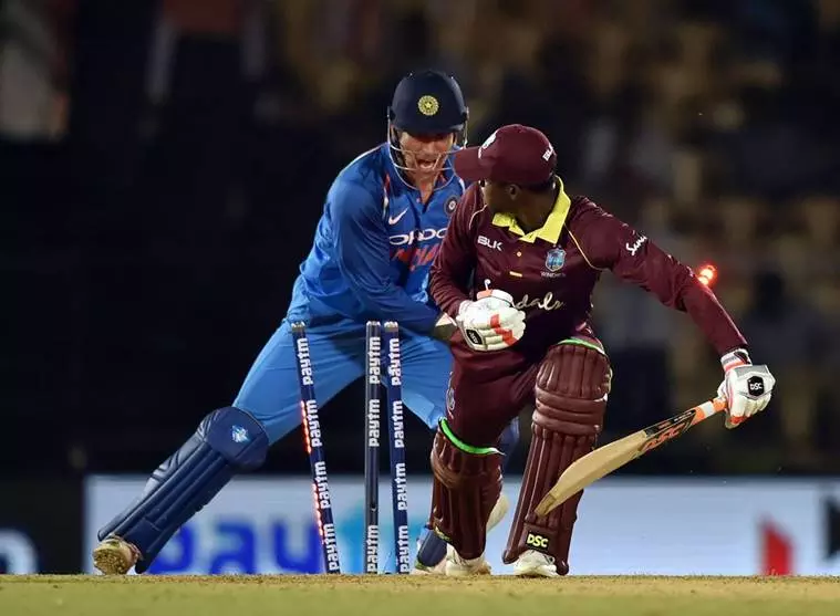 0.08 സെക്കന്റിലൊരു സ്റ്റംമ്പിംങ്, ശേഷം ധോണി ചിരിച്ചു 0.08 സെക്കന്റിലൊരു സ്റ്റംമ്പിംങ്, ശേഷം ധോണി ചിരിച്ചു