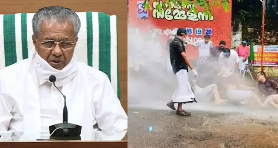 യു.ഡി.എഫ് പ്രതിരോധ പ്രവര്ത്തനങ്ങള് അട്ടിമറിക്കുന്നുവെന്ന് മുഖ്യമന്ത്രി യു.ഡി.എഫ് പ്രതിരോധ പ്രവര്ത്തനങ്ങള് അട്ടിമറിക്കുന്നുവെന്ന് മുഖ്യമന്ത്രി