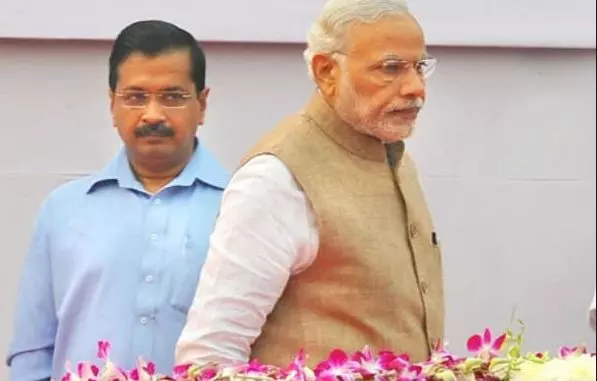 സി.ബി.ഐ വിവാദം: മോദിയുടെ പഴയ ട്വീറ്റ് കുത്തിപ്പൊക്കി കെജ്രിവാള് സി.ബി.ഐ വിവാദം: മോദിയുടെ പഴയ ട്വീറ്റ് കുത്തിപ്പൊക്കി കെജ്രിവാള്