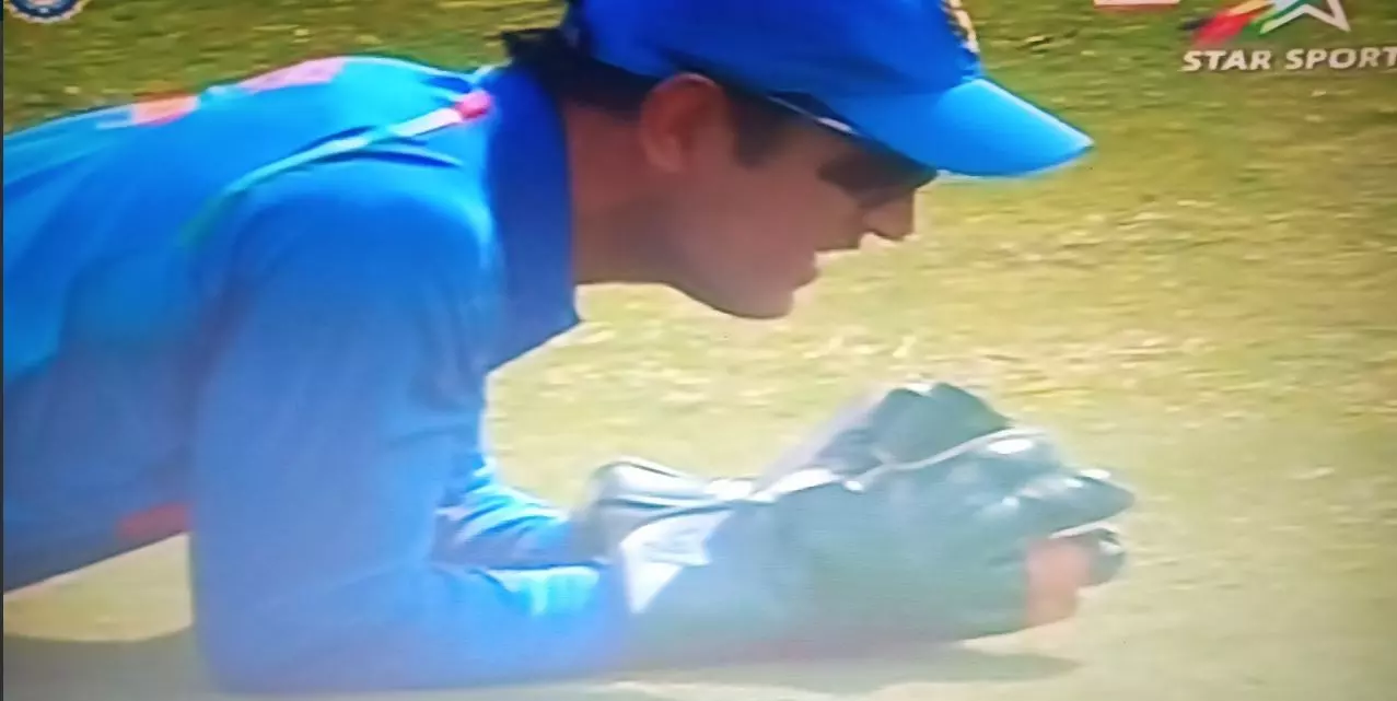 എന്ത് കൊണ്ട് ധോണി; ഈ ക്യാച്ച് അതിനുത്തരം നല്‍കും 