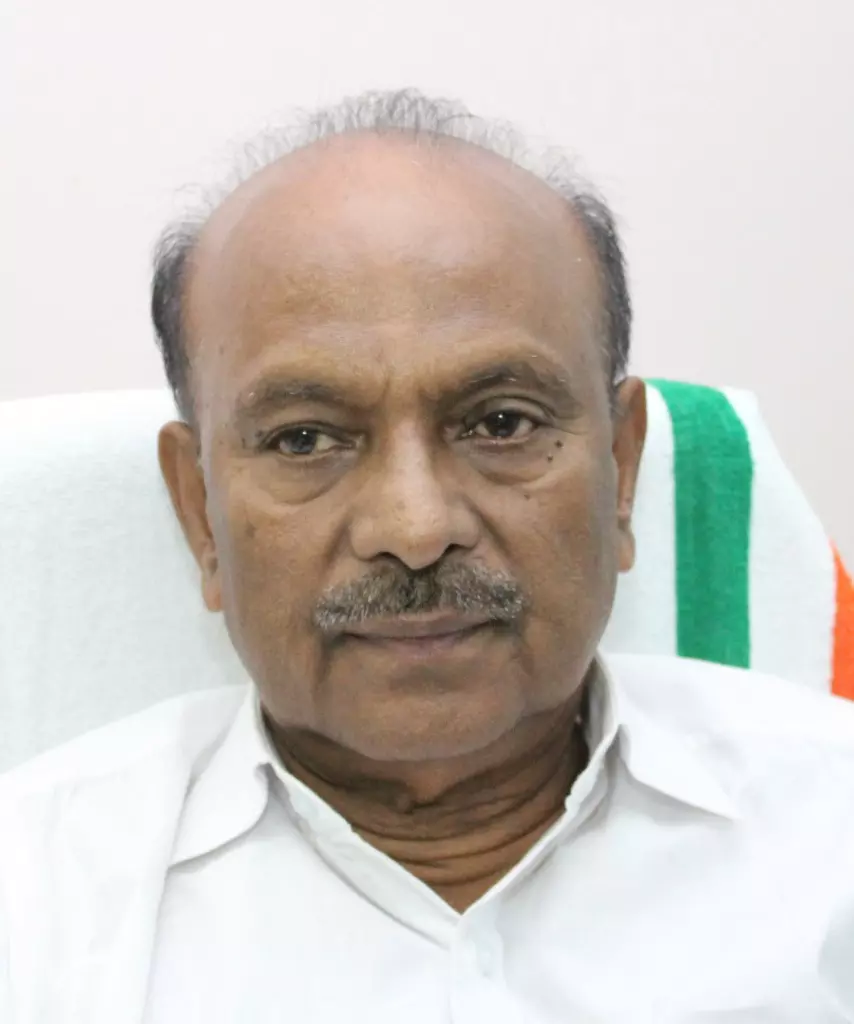 ശബരിമല  ആചാരലംഘനം;  ശങ്കരദാസിനെതിരെ ഹൈക്കോടതിയിൽ ഹരജി