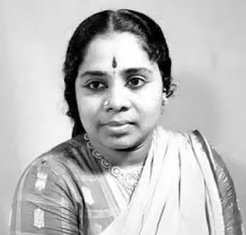 പാടുക പൂങ്കുയിലേ...മലയാളികളുടെ മനസുകള് തോറും പാടുക പൂങ്കുയിലേ...മലയാളികളുടെ മനസുകള് തോറും