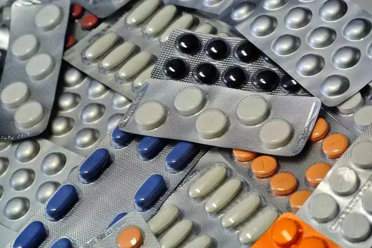 സൗദിയില്‍ ഫാര്‍മസികളിലെ സ്വദേശിവത്കരണം ഉടന്‍