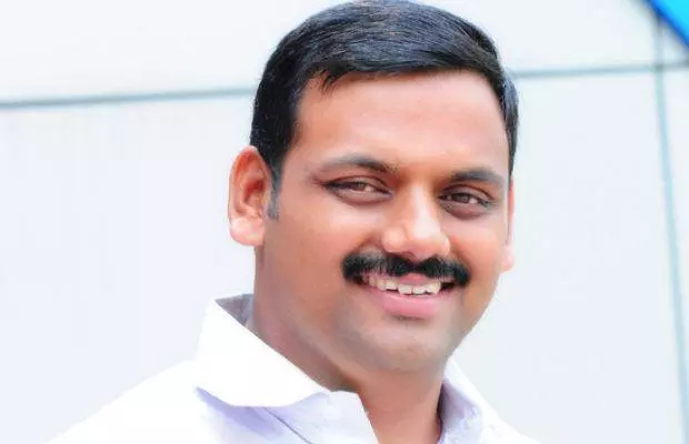 ‘മന്ത്രി സ്ഥാനത്ത് കടിച്ചുതൂങ്ങാമെന്നത് കെ.ടി ജലീലിന്റെ വ്യാമോഹം’ യൂത്ത് കോൺഗ്രസ് ‘മന്ത്രി സ്ഥാനത്ത് കടിച്ചുതൂങ്ങാമെന്നത് കെ.ടി ജലീലിന്റെ വ്യാമോഹം’ യൂത്ത് കോൺഗ്രസ്