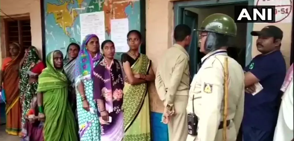 കര്‍ണാടക ഉപതെരഞ്ഞെടുപ്പ്: വോട്ടിംങ് അവസാനിച്ചു