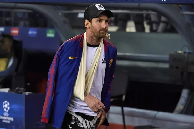 മെസി കളിക്കുമോ? പരിശീലകന്റെ പ്രതികരണം ഇങ്ങനെ മെസി കളിക്കുമോ? പരിശീലകന്റെ പ്രതികരണം ഇങ്ങനെ