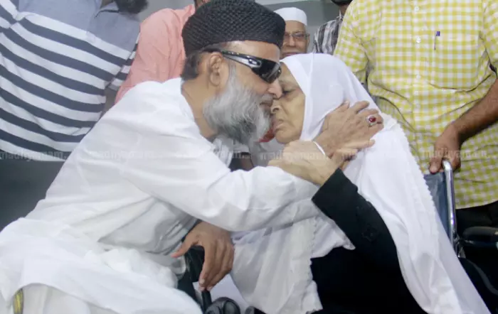 മഅ്ദനിയുടെ ഉമ്മ അന്തരിച്ചു മഅ്ദനിയുടെ ഉമ്മ അന്തരിച്ചു