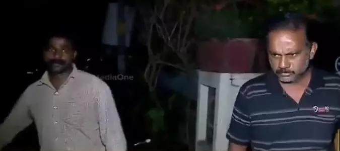 നെയ്യാറ്റിന്കര കൊലപാതകം; ഡി.വൈ.എസ്.പിയുടെ സുഹൃത്തിനെയും ഡ്രൈവറിനെയും പ്രതി ചേര്ത്തു നെയ്യാറ്റിന്കര കൊലപാതകം; ഡി.വൈ.എസ്.പിയുടെ സുഹൃത്തിനെയും ഡ്രൈവറിനെയും പ്രതി ചേര്ത്തു