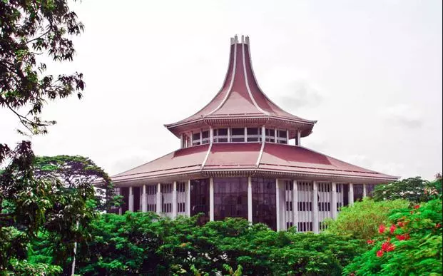 ശ്രീലങ്കയില്‍ പാർലമെന്റ് പിരിച്ചുവിട്ടതിനെതിരെ സുപ്രീംകോടതിയില്‍ ഹരജി