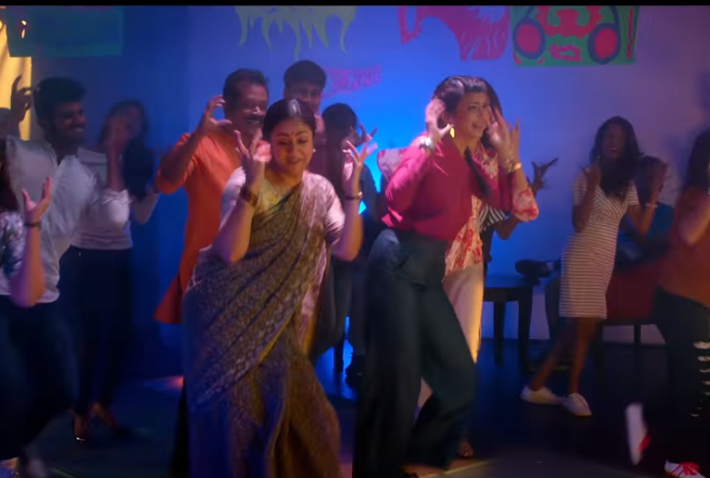 ജിമിക്കി കമ്മലിന്റെ ഓളം തീര്‍ന്നിട്ടില്ല,കാട്രിന്‍ മൊഴിയില്‍ പാട്ടിനൊപ്പം ചുവടുവച്ച് ജ്യോതിക