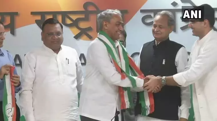 തുടര്ച്ചയായി തിരിച്ചടികള്... ബി.ജെ.പി എം.പി കോണ്ഗ്രസില് ചേര്ന്നു തുടര്ച്ചയായി തിരിച്ചടികള്... ബി.ജെ.പി എം.പി കോണ്ഗ്രസില് ചേര്ന്നു