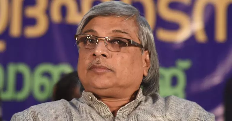 ഷെയ്ന് നിഗത്തെ മാറ്റിനിര്ത്തുന്നതിനോട് യോജിപ്പില്ലെന്ന് സംവിധായകന് കമല് ഷെയ്ന് നിഗത്തെ മാറ്റിനിര്ത്തുന്നതിനോട് യോജിപ്പില്ലെന്ന് സംവിധായകന് കമല്