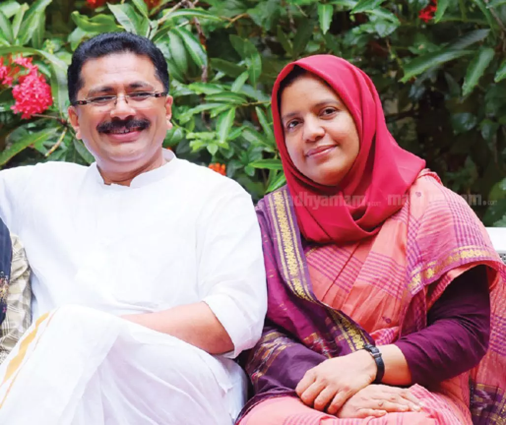 കെ.ടി ജലീലിന്റെ ഭാര്യയെ പ്രിൻസിപ്പലാക്കിയത് ചട്ടങ്ങൾ ലംഘിച്ചെന്ന് ആരോപണം 