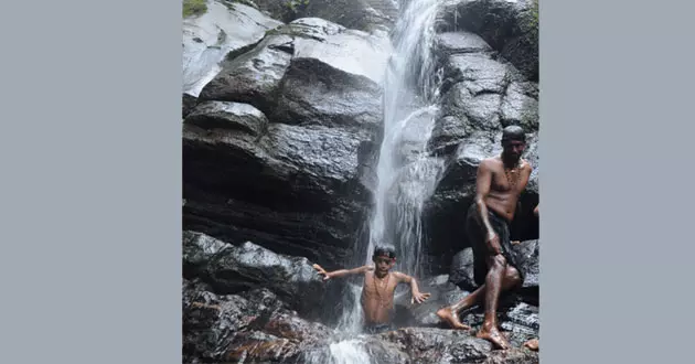 ശബരിമല പ്രതിഷേധം: ഉരല്ക്കുഴി വിജനം ശബരിമല പ്രതിഷേധം: ഉരല്ക്കുഴി വിജനം