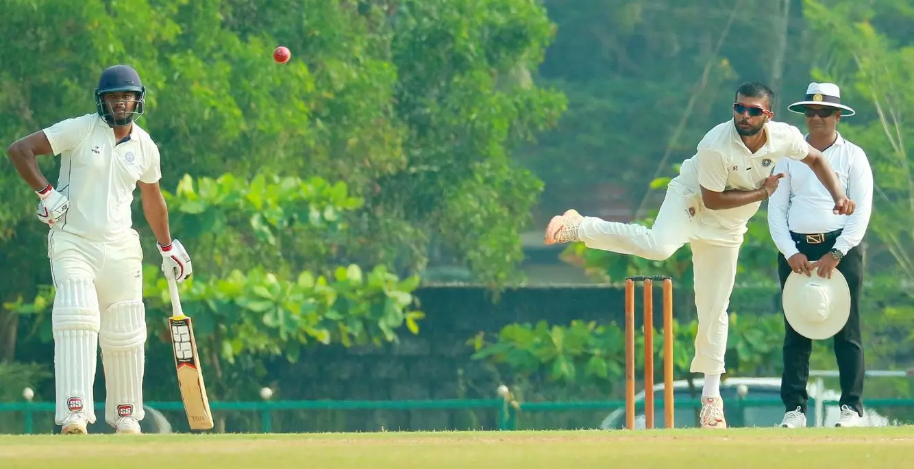 രഞ്ജി ട്രോഫി; മാന്ത്രിക പ്രകടനവുമായി ജലജ് സക്സേന, കേരളത്തിന് ജയ പ്രതീക്ഷ 