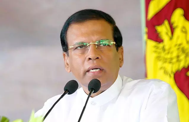 രാഷ്ട്രീയ പ്രതിസന്ധി രൂക്ഷം; സിരിസേന ശ്രീലങ്ക പീപ്പിള്സ് പാര്ട്ടിയില് ചേര്ന്നു രാഷ്ട്രീയ പ്രതിസന്ധി രൂക്ഷം; സിരിസേന ശ്രീലങ്ക പീപ്പിള്സ് പാര്ട്ടിയില് ചേര്ന്നു