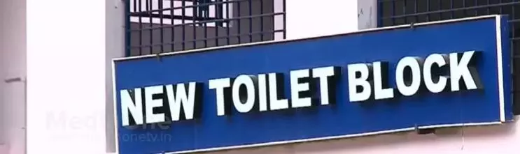 പ്രളയം തകര്ത്ത പമ്പയിലെ ടോയ്ലറ്റ് ബ്ലോക്കുകള് ഇപ്പോഴും ഉപയോഗശൂന്യം പ്രളയം തകര്ത്ത പമ്പയിലെ ടോയ്ലറ്റ് ബ്ലോക്കുകള് ഇപ്പോഴും ഉപയോഗശൂന്യം