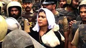 ശബരിമല സംഘര്ഷം: കേസെടുത്ത 6 പേര്ക്ക് ജാമ്യം; രഹ്ന ഫാത്തിമയുടെ മുന്കൂര് ജാമ്യാപേക്ഷ തള്ളി ശബരിമല സംഘര്ഷം: കേസെടുത്ത 6 പേര്ക്ക് ജാമ്യം; രഹ്ന ഫാത്തിമയുടെ മുന്കൂര് ജാമ്യാപേക്ഷ തള്ളി