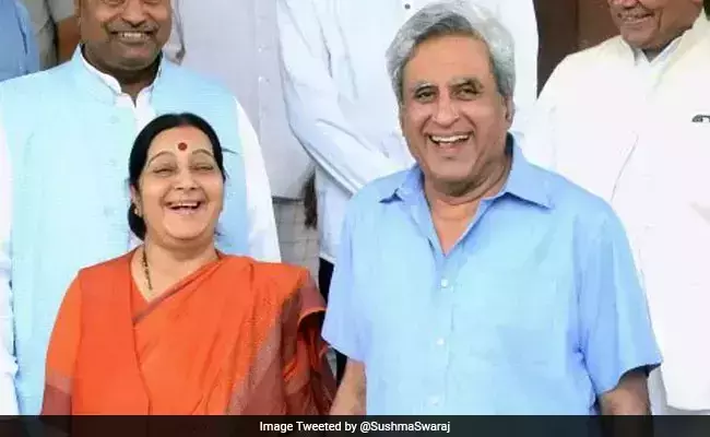 ‘മില്ക്കാ സിംങ് പോലും ഓട്ടം അവസാനിപ്പിച്ചൊരു സമയം ഉണ്ടായിരുന്നു. നന്ദി..’ മത്സരിക്കാനില്ലെന്ന പ്രഖ്യാപനത്തോട് സുഷമ സ്വരാജിന്റെ ഭര്ത്താവ് ‘മില്ക്കാ സിംങ് പോലും ഓട്ടം അവസാനിപ്പിച്ചൊരു സമയം ഉണ്ടായിരുന്നു. നന്ദി..’ മത്സരിക്കാനില്ലെന്ന പ്രഖ്യാപനത്തോട് സുഷമ സ്വരാജിന്റെ ഭര്ത്താവ്