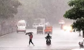 ന്യൂനമർദ്ദം വീണ്ടും: സംസ്ഥാനത്ത് അതിശക്തമായ മഴക്ക് സാധ്യത ന്യൂനമർദ്ദം വീണ്ടും: സംസ്ഥാനത്ത് അതിശക്തമായ മഴക്ക് സാധ്യത