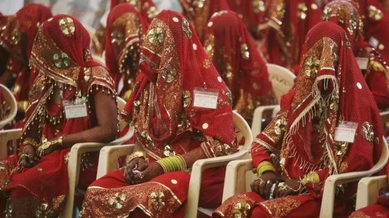 എന്നെ ജയിപ്പിക്കൂ, ബാലവിവാഹത്തിന്റെ പേരില് നിങ്ങളെ പൊലീസ് പിടിക്കില്ല: വാഗ്ദാനവുമായി ബി.ജെ.പി സ്ഥാനാര്ഥി എന്നെ ജയിപ്പിക്കൂ, ബാലവിവാഹത്തിന്റെ പേരില് നിങ്ങളെ പൊലീസ് പിടിക്കില്ല: വാഗ്ദാനവുമായി ബി.ജെ.പി സ്ഥാനാര്ഥി