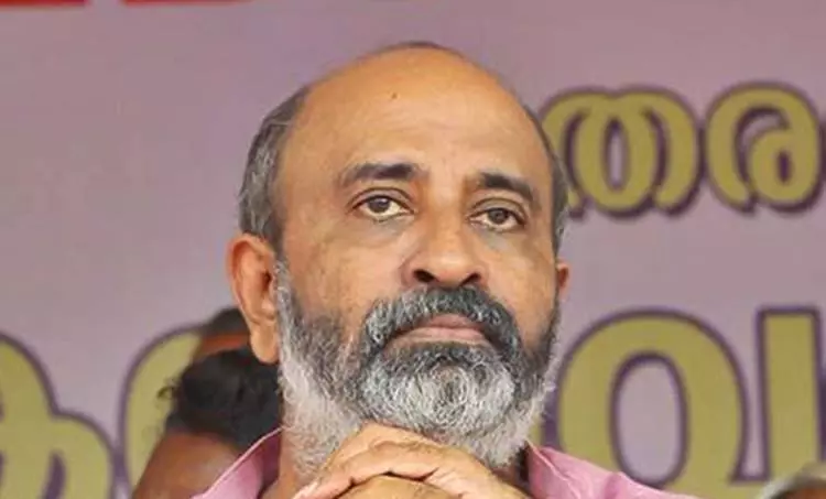 മന്ത്രി മാത്യു ടി.തോമസ് രാജിവെച്ചു മന്ത്രി മാത്യു ടി.തോമസ് രാജിവെച്ചു