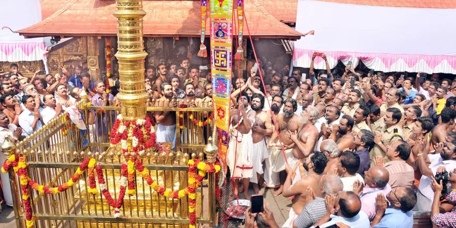 ശബരിമല വിഷയം: സര്ക്കാര് സുപ്രീംകോടതിയിലേക്ക് ശബരിമല വിഷയം: സര്ക്കാര് സുപ്രീംകോടതിയിലേക്ക്