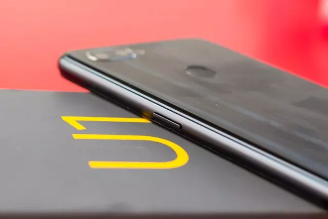 സെല്‍ഫി ക്യാമറയുമായി ‘റിയല്‍മി യു1’ ഇന്ത്യന്‍ വിപണിയില്‍; പ്രത്യേകതകള്‍