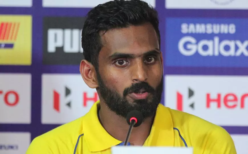 ‘വിമര്ശിക്കുന്നതിന് പകരം തന്തക്കും തള്ളയ്ക്കും വിളിച്ചിട്ട് കാര്യമില്ല’ സി.കെ വിനീത് ‘വിമര്ശിക്കുന്നതിന് പകരം തന്തക്കും തള്ളയ്ക്കും വിളിച്ചിട്ട് കാര്യമില്ല’ സി.കെ വിനീത്