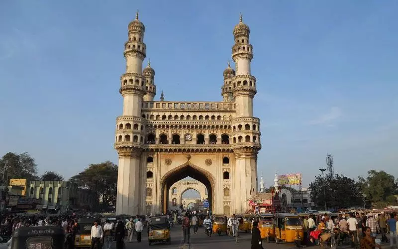 തെലങ്കാനയില്‍ ന്യൂനപക്ഷങ്ങളെ കൂടെ നിര്‍ത്താന്‍ കക്ഷികള്‍