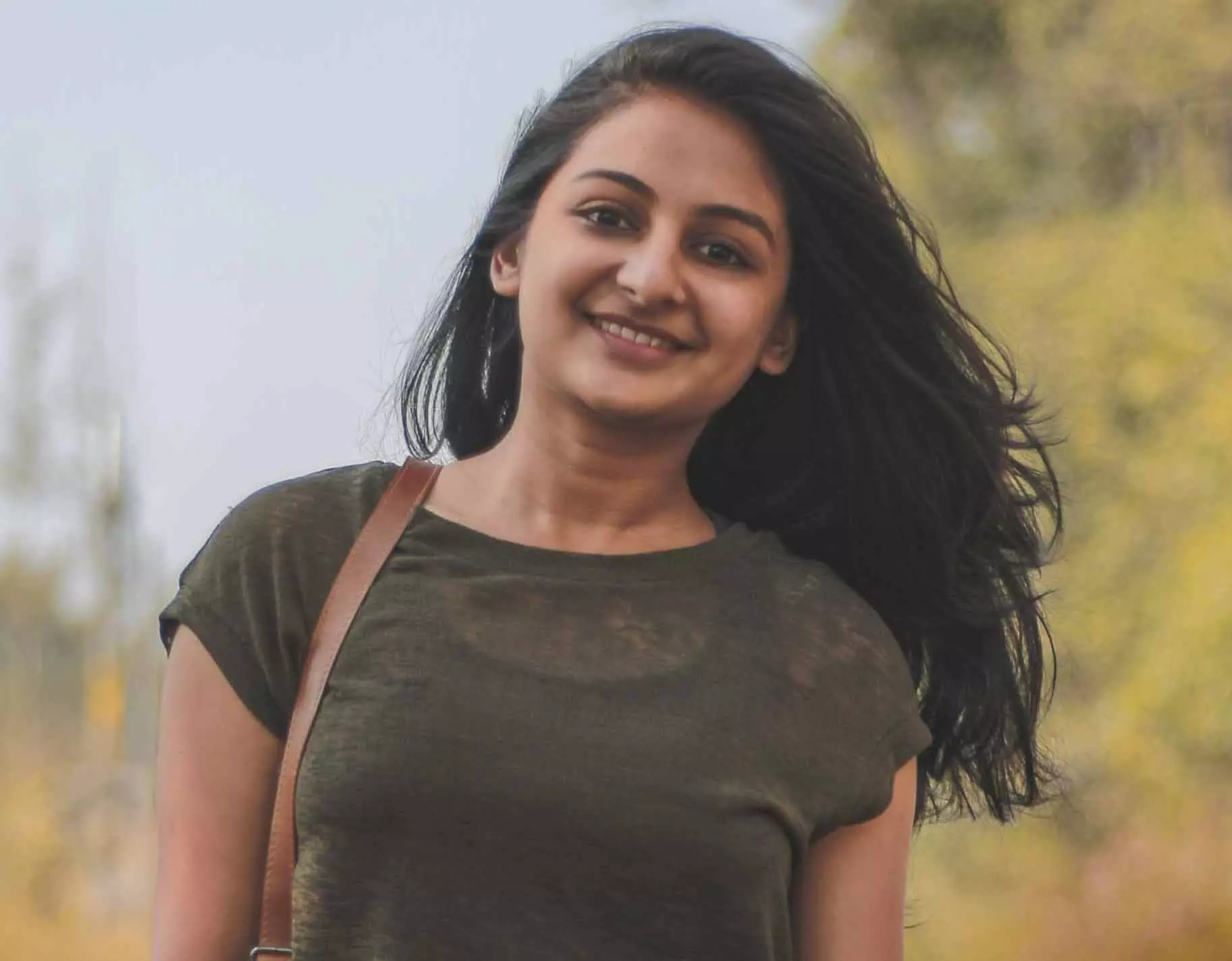 ‘ജാക്ക് ആൻഡ് ജില്ലി’ൽ കാളിദാസിന്റെ നായികയായി എസ്തർ 