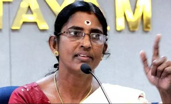 ശശികലക്കെതിരെ കോടതിയെ സമീപിക്കുമെന്ന് കടകംപള്ളി