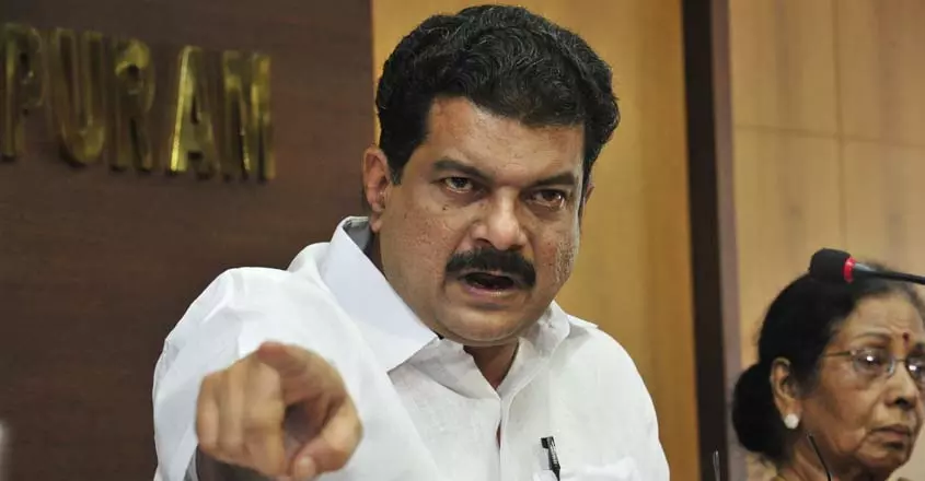 പ്രവാസിയില് നിന്ന് 50ലക്ഷം തട്ടിയ കേസ്; പി.വി അന്വര് എം.എല്.എക്ക് ഹൈക്കോടതിയില് തിരിച്ചടി പ്രവാസിയില് നിന്ന് 50ലക്ഷം തട്ടിയ കേസ്; പി.വി അന്വര് എം.എല്.എക്ക് ഹൈക്കോടതിയില് തിരിച്ചടി