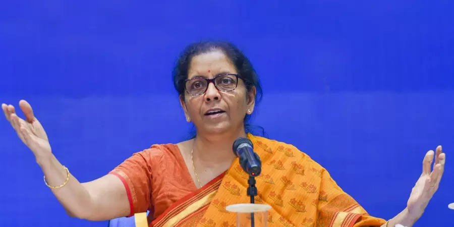 റഫാല്‍ ഇടപാടില്‍ ഭാഷാപ്രയോഗം കോടതി തെറ്റായി വ്യാഖ്യാനിച്ചെന്ന് നിര്‍മല സീതാരാമന്‍; പ്രതിരോധമന്ത്രിയുടെ വാദങ്ങള്‍ ഇങ്ങനെ...