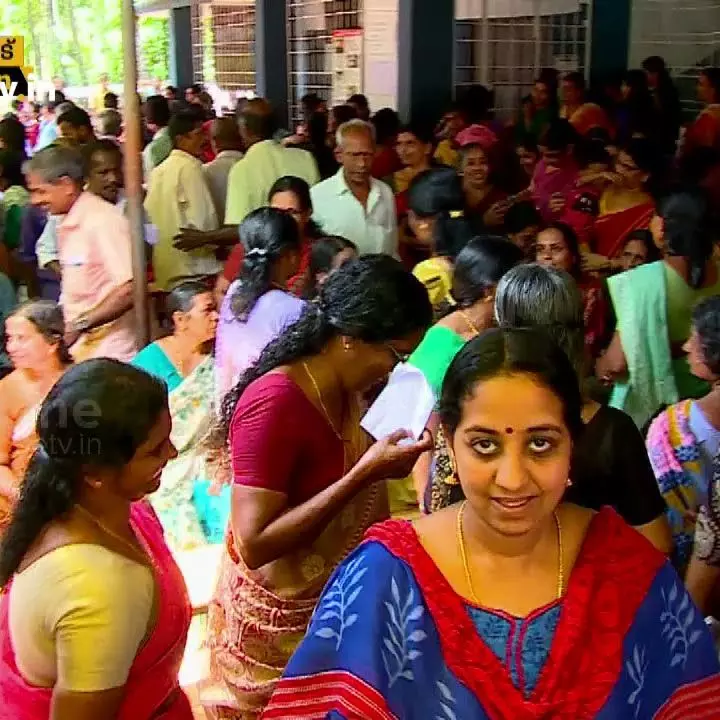 ചെങ്ങോട്ടുമലയിലെ ഖനന വിരുദ്ധ സമരം കുടുതല് ശക്തമാകുന്നു ചെങ്ങോട്ടുമലയിലെ ഖനന വിരുദ്ധ സമരം കുടുതല് ശക്തമാകുന്നു